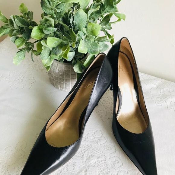 EUC J.V size 9.5 all leather elegant pointed heels 👠 - Picture 2 of 9